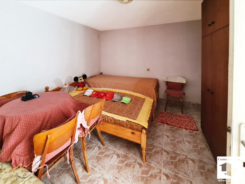 Продава ЕТАЖ ОТ КЪЩА, гр. Велико Търново, Акация, снимка 10 - Етаж от къща - 52621551