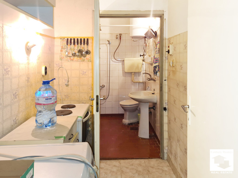 Продава ЕТАЖ ОТ КЪЩА, гр. Велико Търново, Акация, снимка 7 - Етаж от къща - 52621551