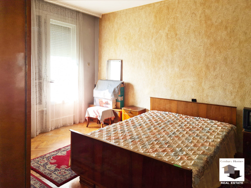 Продава ЕТАЖ ОТ КЪЩА, гр. Велико Търново, Акация, снимка 5 - Етаж от къща - 52621551