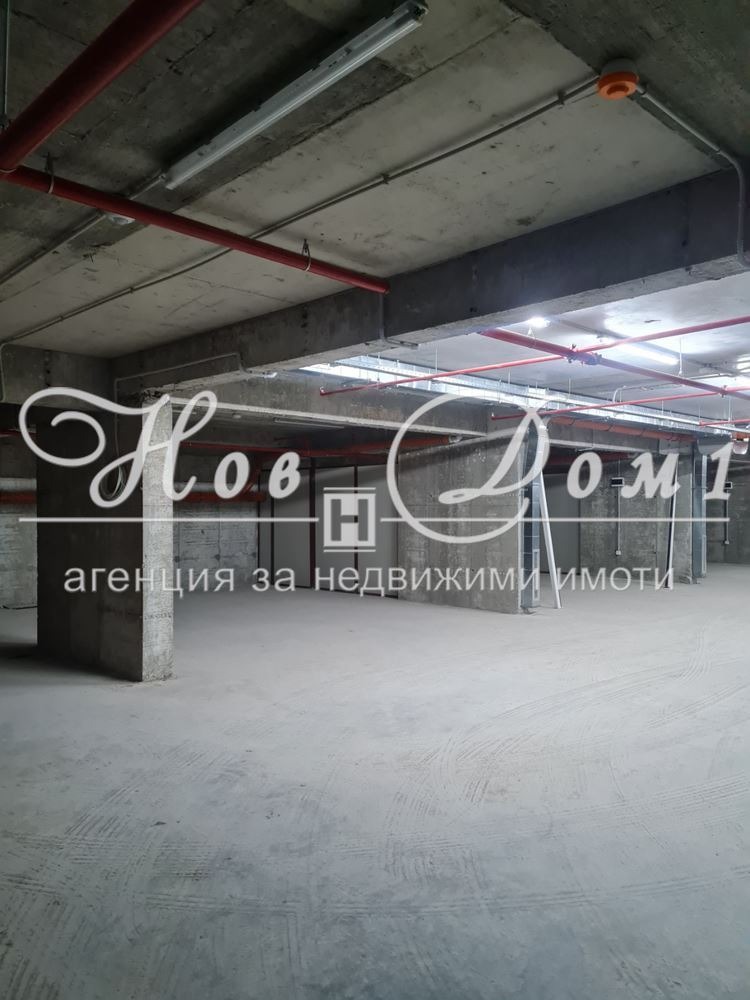 Na sprzedaż  Parcheggio Warna , Wladislaw Warnenczik 2 , 25 mkw | 38688469 - obraz [2]