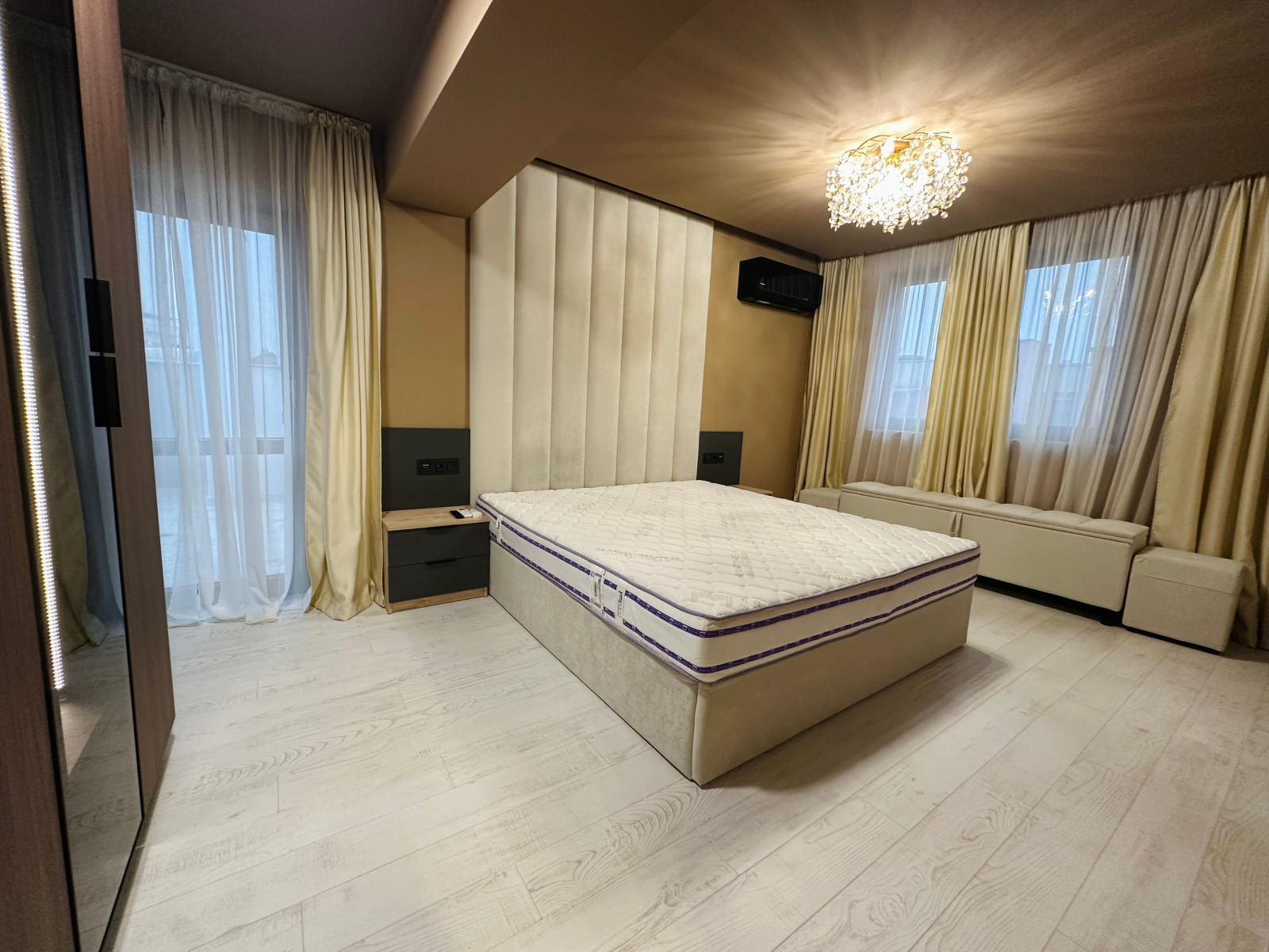 Продава 3-СТАЕН, гр. Пловдив, Център, снимка 3 - Апартаменти - 54404317