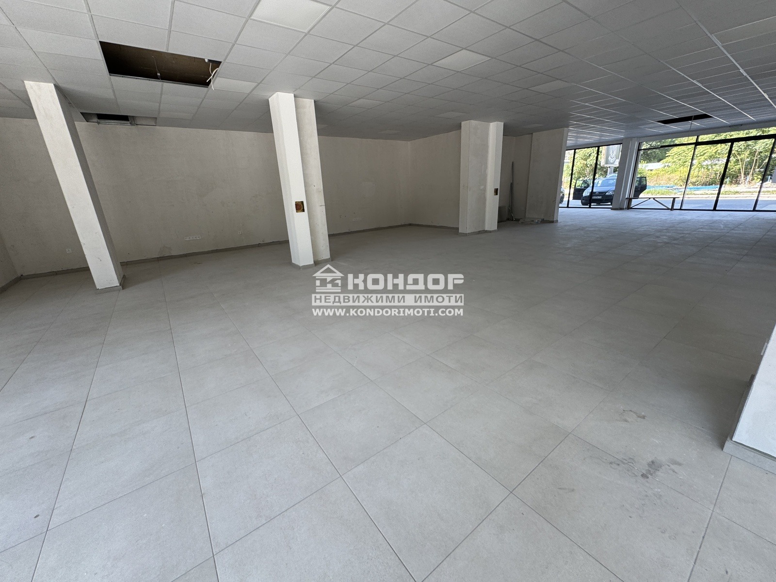 Продава МАГАЗИН, гр. Пловдив, Кючук Париж, снимка 4 - Магазини - 51663106