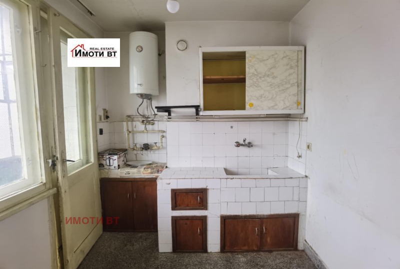 Продава 2-СТАЕН, гр. Велико Търново, Център, снимка 6 - Апартаменти - 53465508