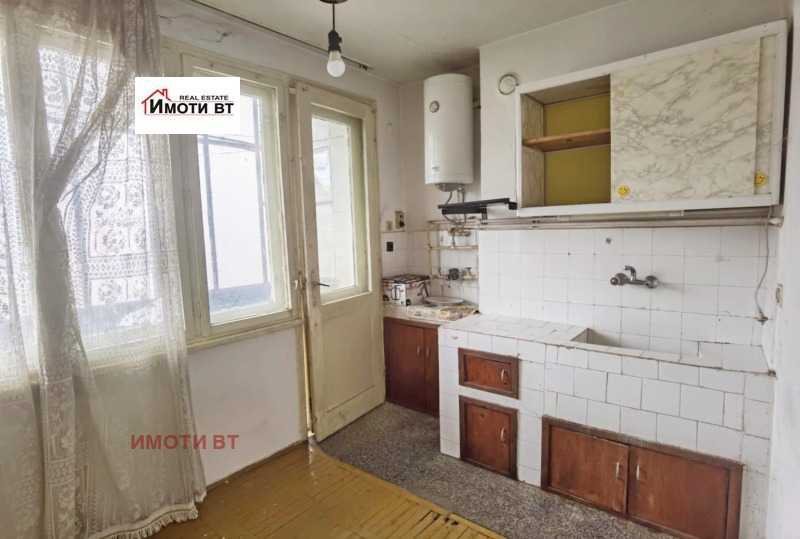 Продава 2-СТАЕН, гр. Велико Търново, Център, снимка 5 - Апартаменти - 53465508