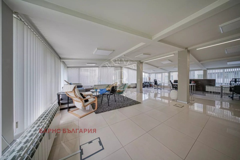 Продава 3-СТАЕН, град София, Кръстова вада • 490000 € / 958356.70 лв. • 84680276 1