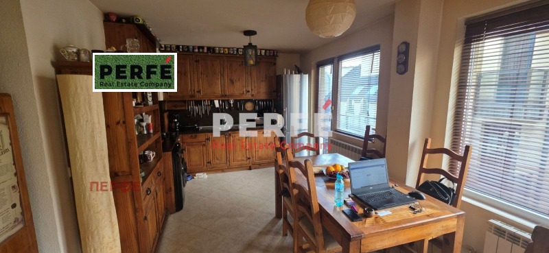 Продава 3-СТАЕН, гр. София, Карпузица, снимка 2 - Апартаменти - 52468221