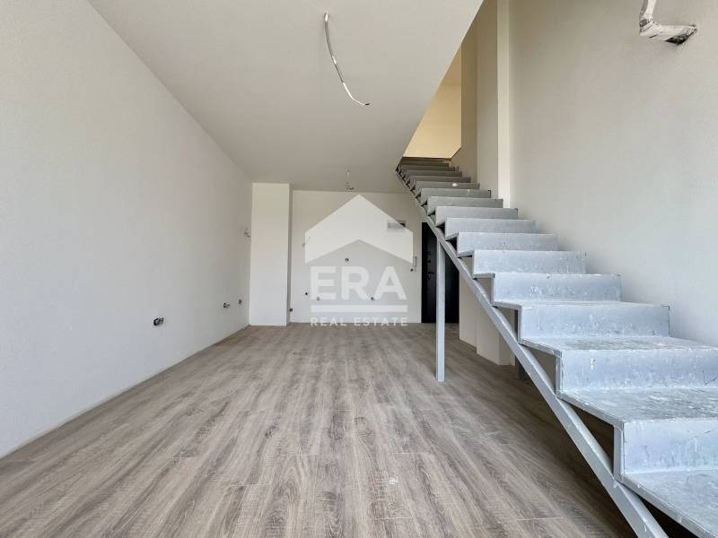 Продава 4-СТАЕН, гр. Варна, Победа, снимка 3 - Апартаменти - 54191836