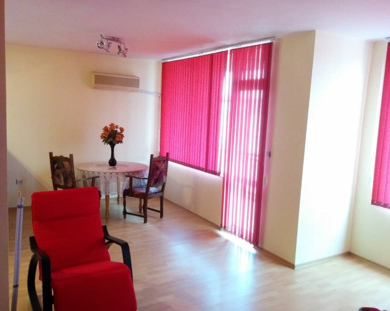 Продава 3-СТАЕН в град Хасково, Училищни - 105 кв.м / 160 000 € » 312 932.80 лв., ИМОТИ-МИРА