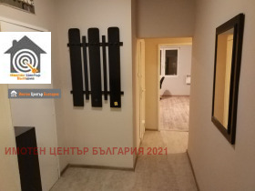 Продава  4-стаен, град София