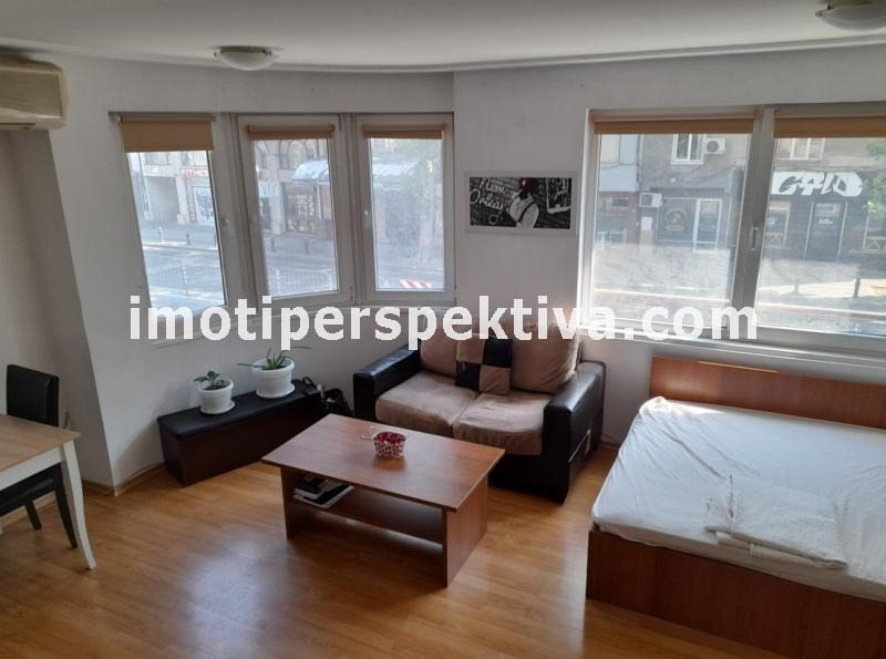 In vendita  Studio Plovdiv , Tsentar , 45 mq | 38159059 - Immagine [2]