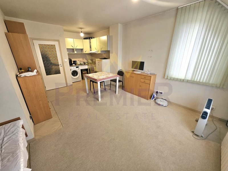 En venta  Estudio Sofia , Mladost 3 , 52 metros cuadrados | 55599696 - imagen [4]