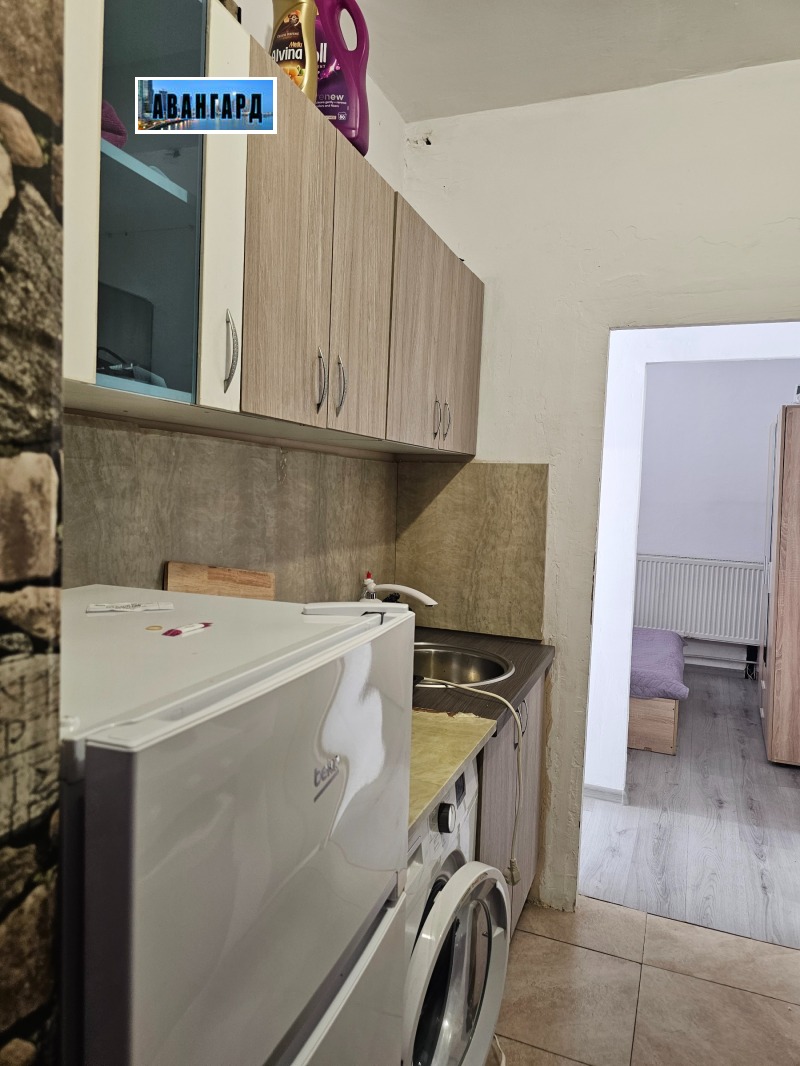 Продава  1-стаен град Кюстендил , Запад , 48 кв.м | 36816084 - изображение [10]