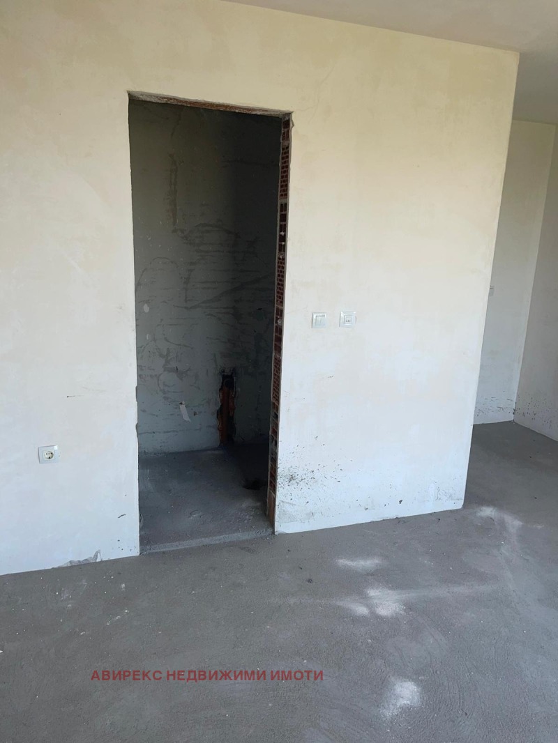 À venda  2 quartos Plovdiv , Mladejki Halm , 93 m² | 76281444 - imagem [6]