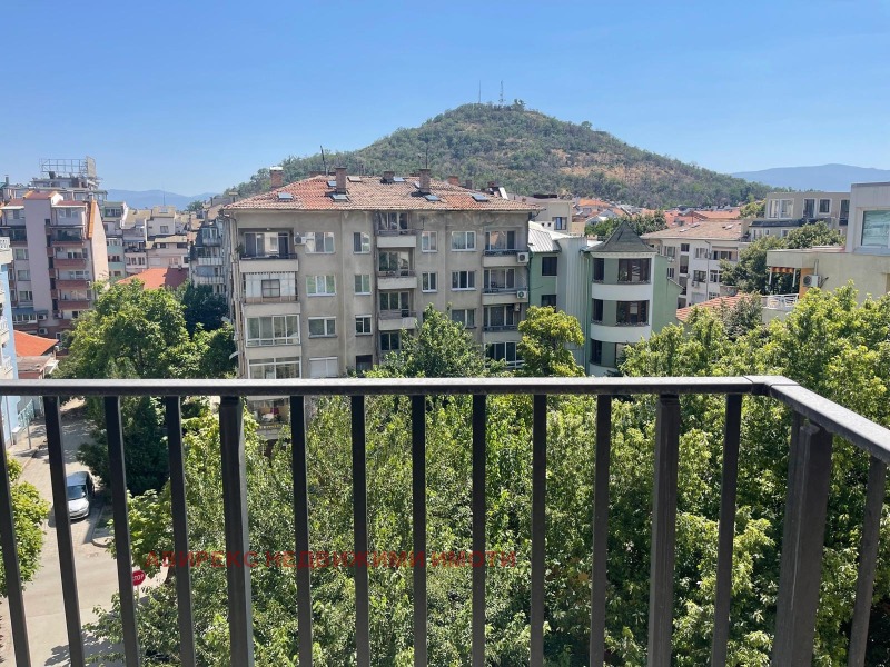 À venda  2 quartos Plovdiv , Mladejki Halm , 93 m² | 76281444 - imagem [5]