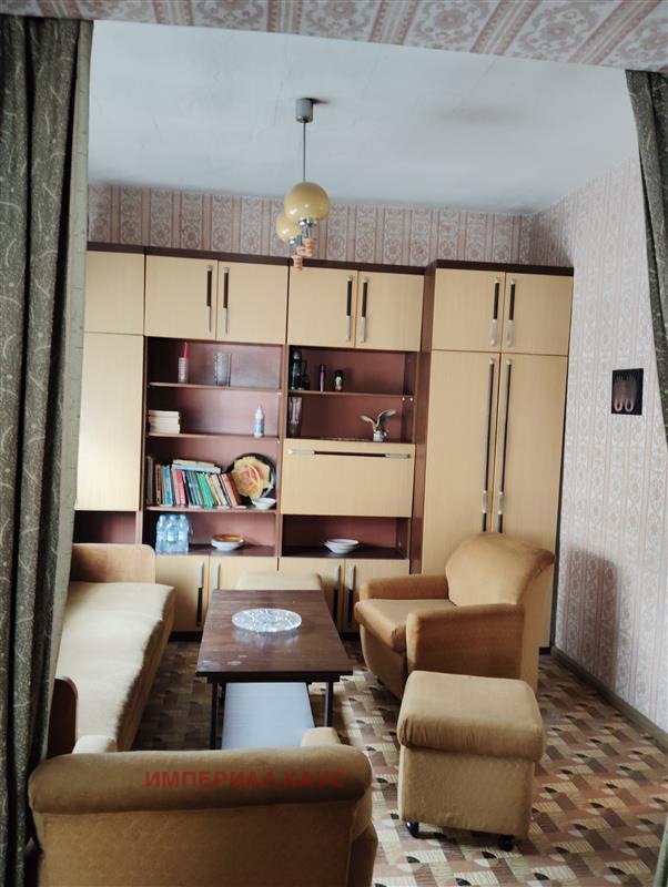 Продава ЕТАЖ ОТ КЪЩА, гр. Хасково, Тракийски