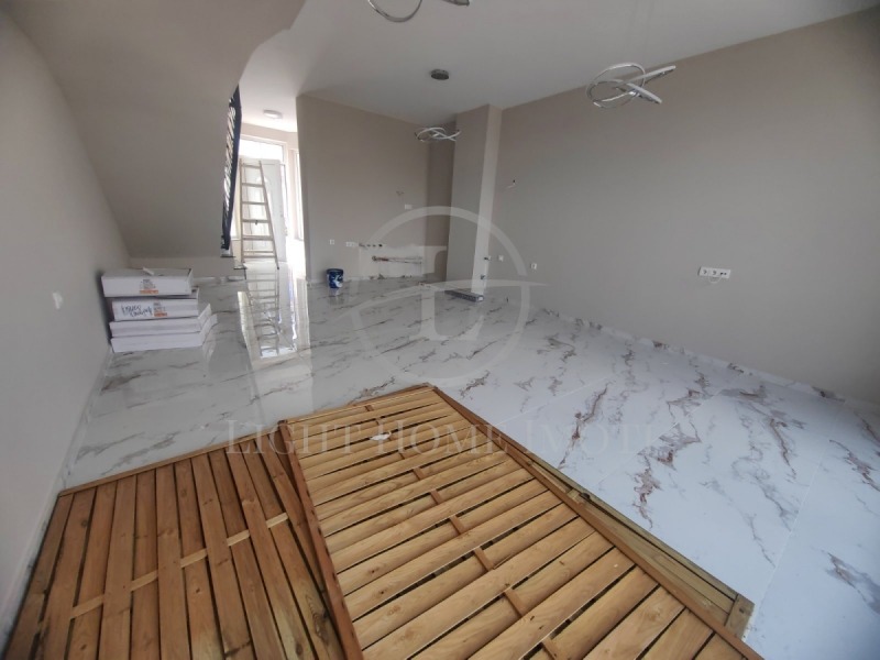 Myytävänä  Autotalli Plovdiv , Hristo Smirnenski , 17 neliömetriä | 62289400 - kuva [4]