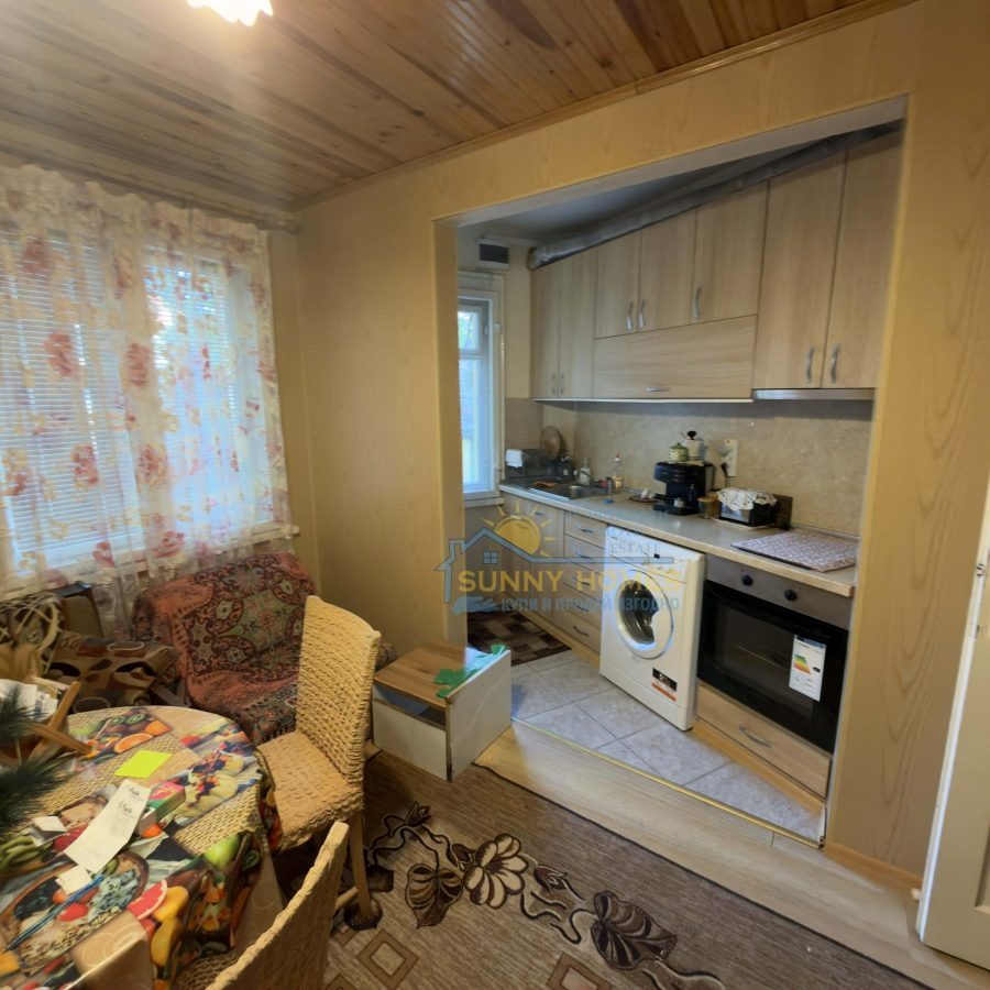 Продава ЕТАЖ ОТ КЪЩА, гр. Горна Оряховица, област Велико Търново