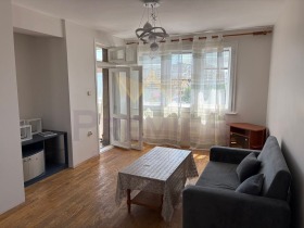 Продава 3-стаен град Варна Гранд Мол - [1] 