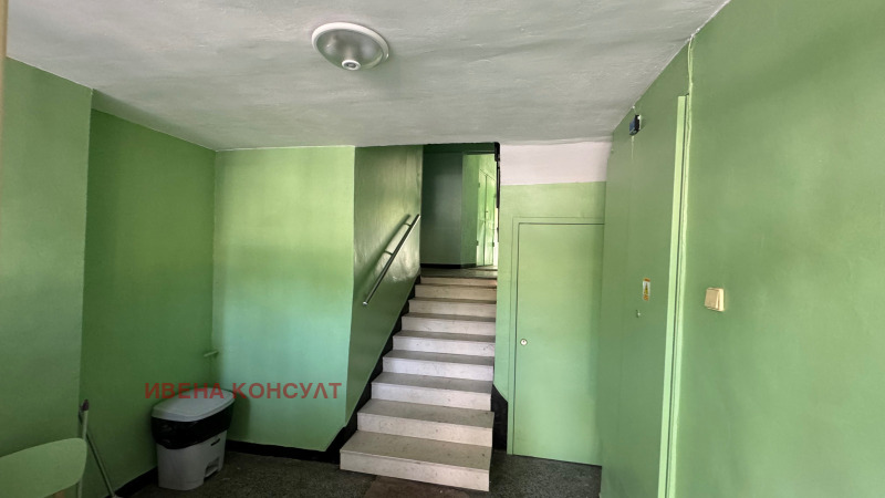 Na prodej  1 ložnice Sofia , Nadežda 2 , 70 m2 | 85486444 - obraz [2]