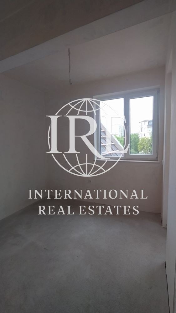 Продава 3-СТАЕН, гр. Варна, Централна поща, снимка 2 - Апартаменти - 53326222