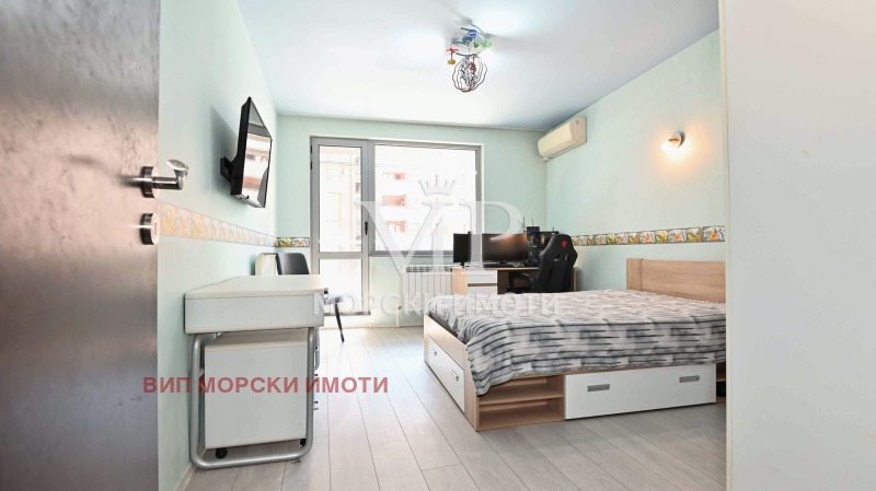 Продава 4-СТАЕН, гр. Бургас, Лазур, снимка 8 - Апартаменти - 52657780