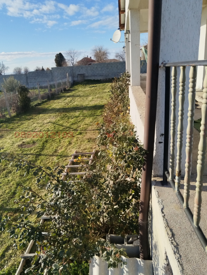 Продава КЪЩА, с. Радево, област Сливен, снимка 3 - Къщи - 53055425