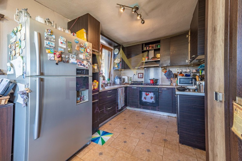 Продава КЪЩА, гр. Балчик, област Добрич, снимка 5 - Къщи - 53074835