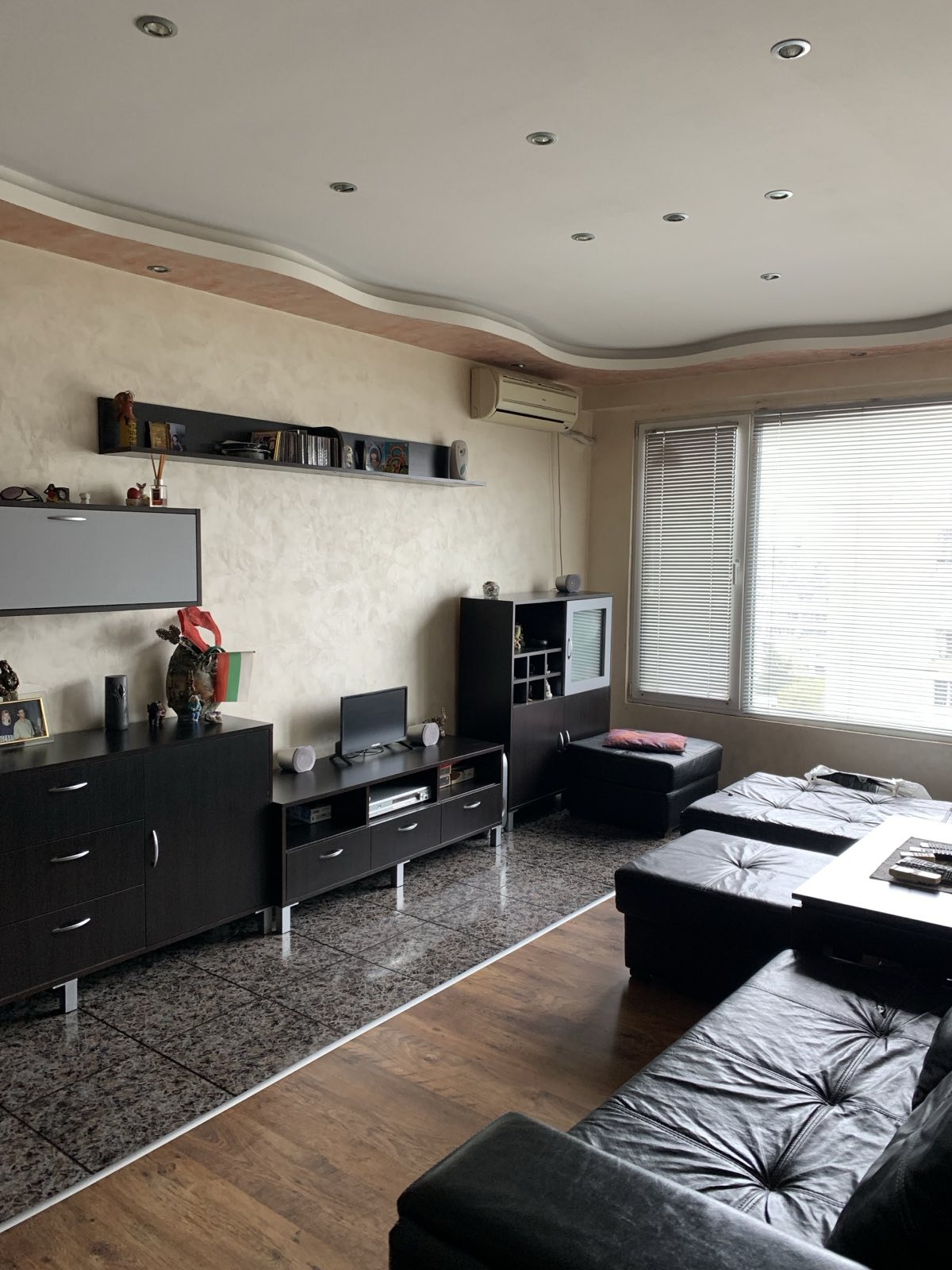 Продава 3-СТАЕН, гр. София, Връбница 2, снимка 2 - Апартаменти - 54265175