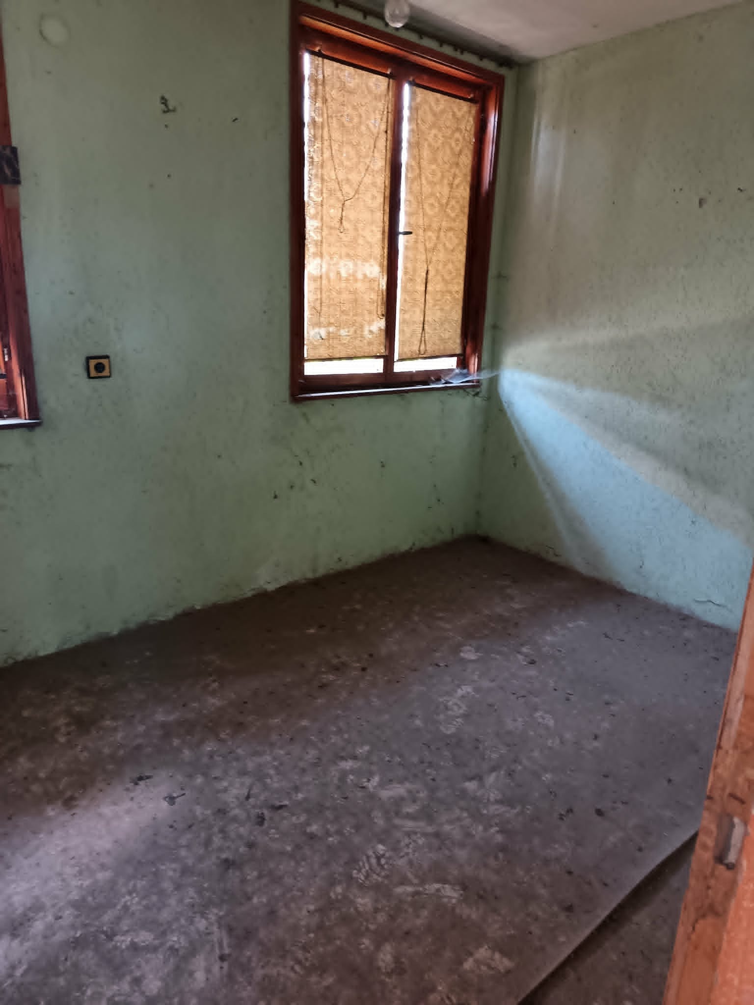 Продава КЪЩА, с. Ягода, област Стара Загора, снимка 2 - Къщи - 54914265