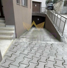 ГАРАЖ, ПАРКОМЯСТО, 20 m2