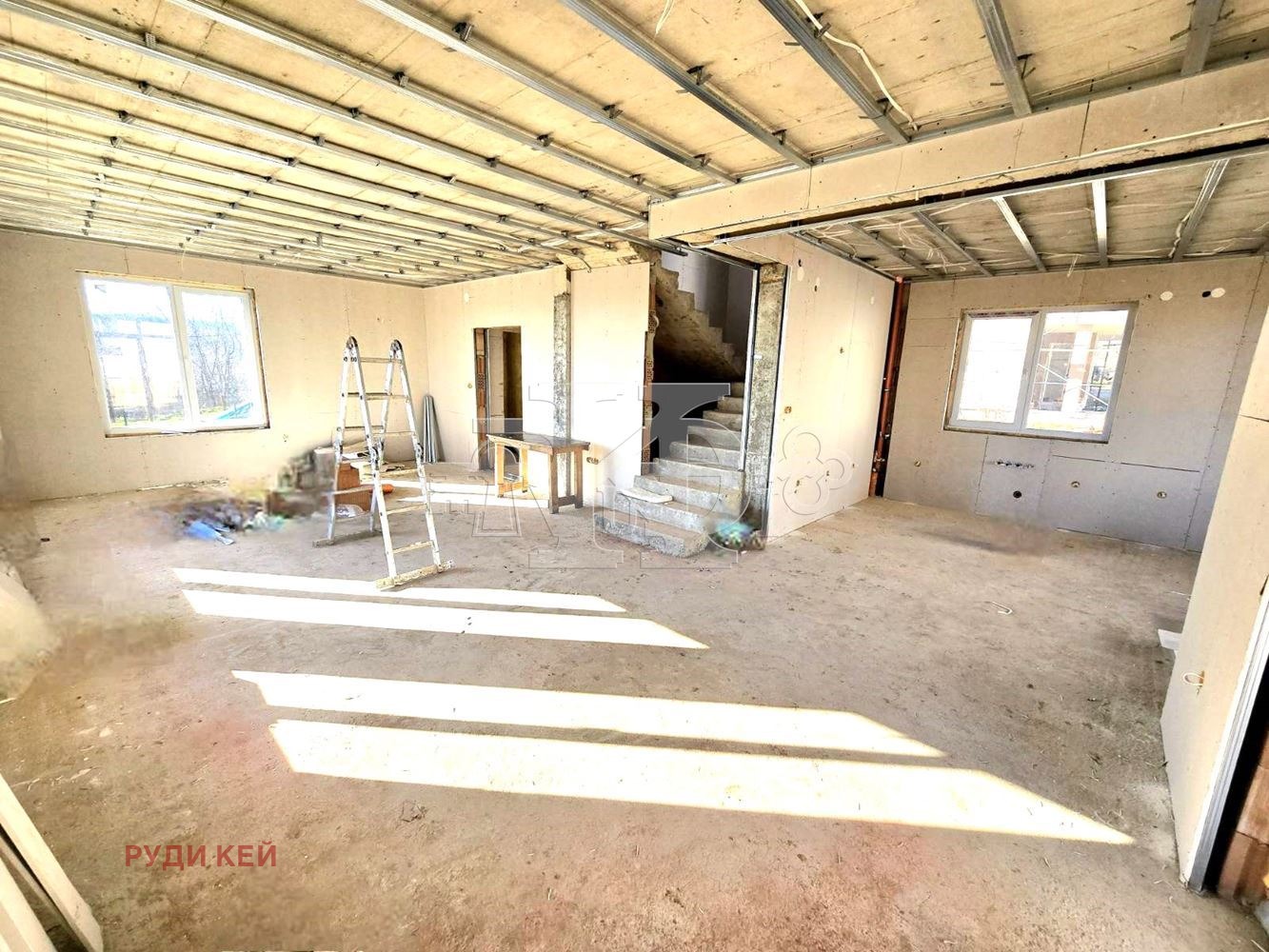 Продава КЪЩА, гр. Варна, м-т Боровец - юг, снимка 2 - Къщи - 49493481