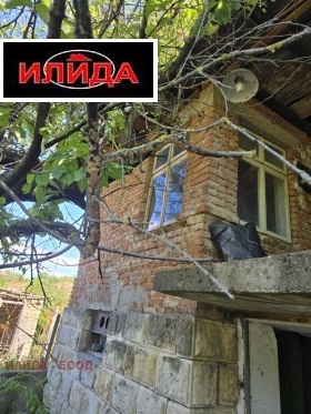 Продава Къща