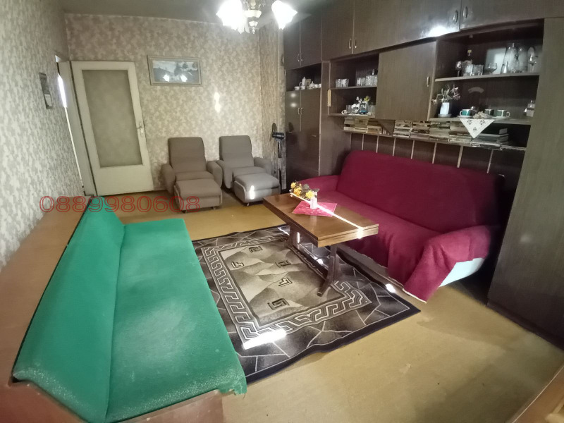 Продава  2-стаен град Ловеч , Широк център , 63 кв.м | 59340250