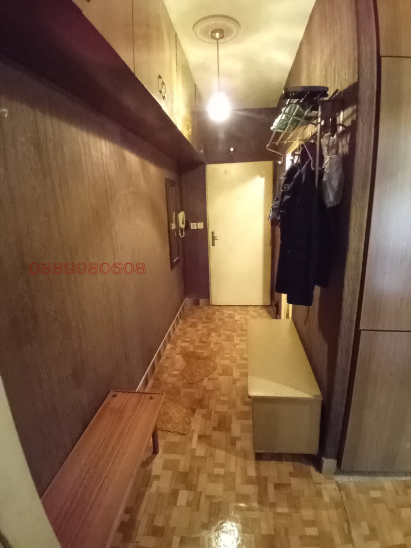 Продава  2-стаен град Ловеч , Широк център , 63 кв.м | 59340250 - изображение [4]