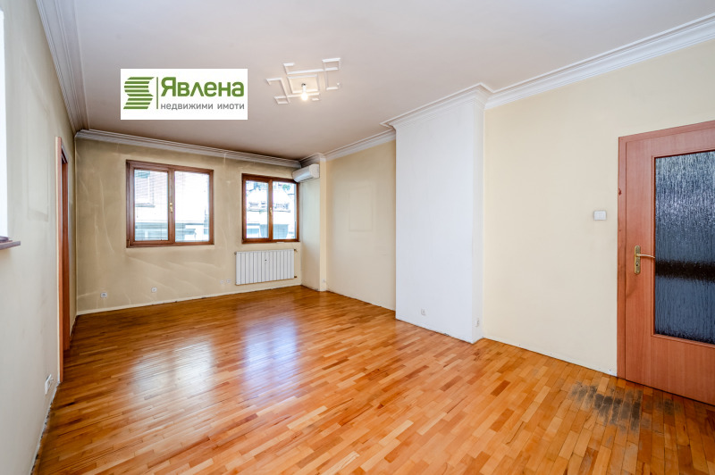 À venda  3 quartos Sofia , Centar , 106 m² | 84779046 - imagem [3]