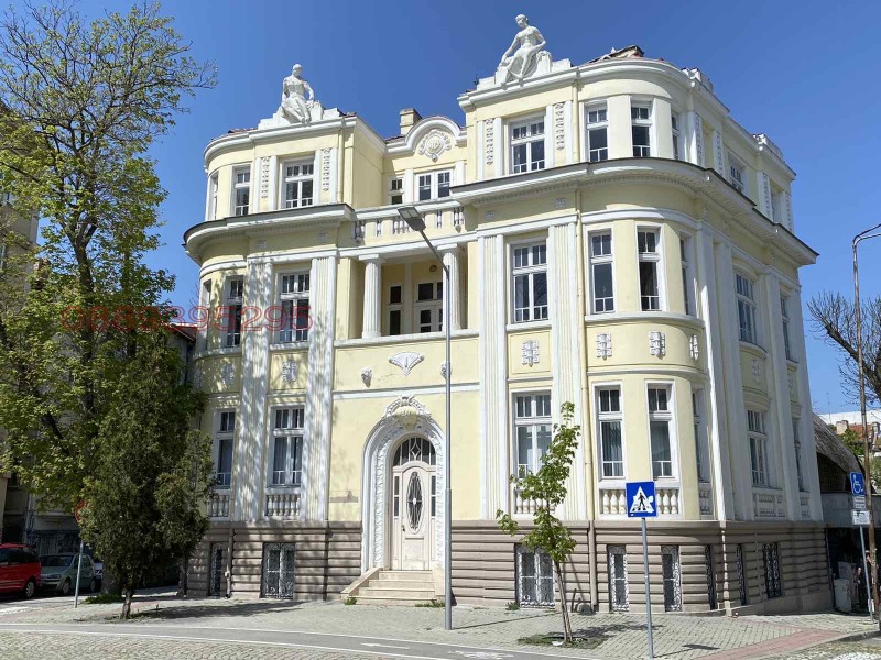 Продава КЪЩА, гр. Варна, Гръцка махала, снимка 2 - Къщи - 47407026