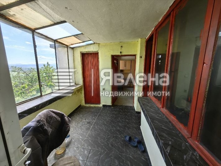 En venta  Casa región Kyustendil , Kocherinovo , 60 metros cuadrados | 39278248 - imagen [2]