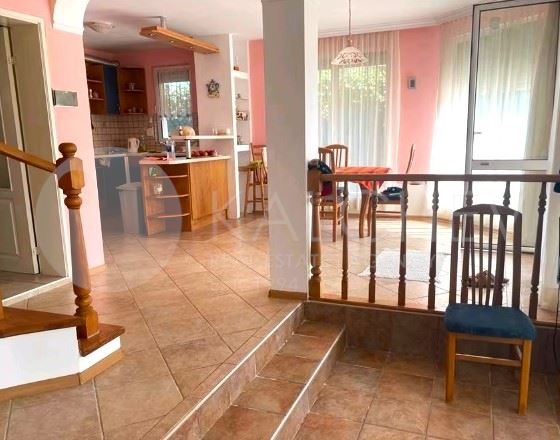 Myytävänä  Talo Varnan alue , Bliznatsi , 240 neliömetriä | 77761361 - kuva [9]