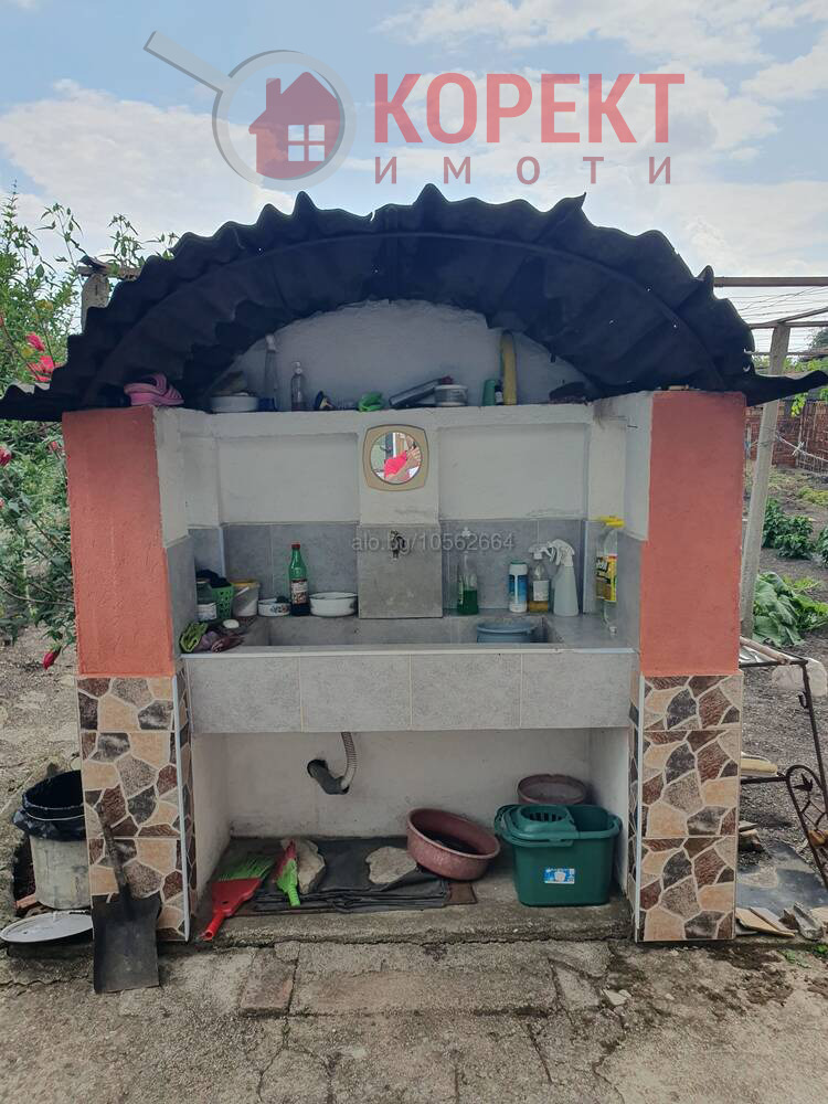 Продава КЪЩА, с. Ловец, област Стара Загора, снимка 2 - Къщи - 51672343