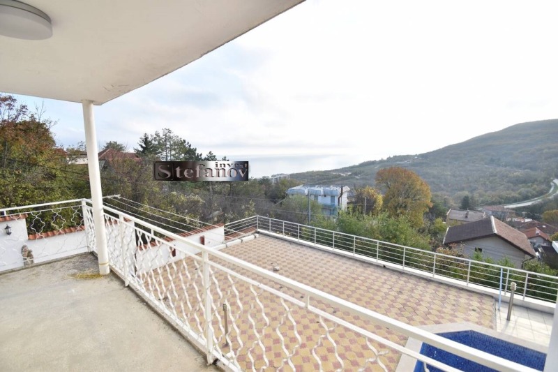 Продава КЪЩА, гр. Балчик, област Добрич, снимка 2 - Къщи - 52649768