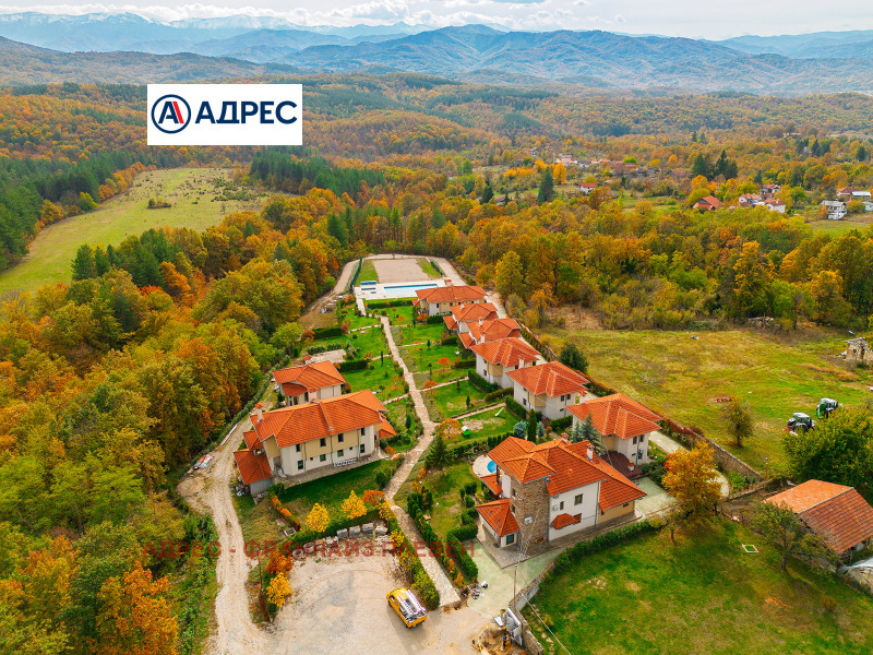 Продава БИЗНЕС ИМОТ, с. Гумощник, област Ловеч