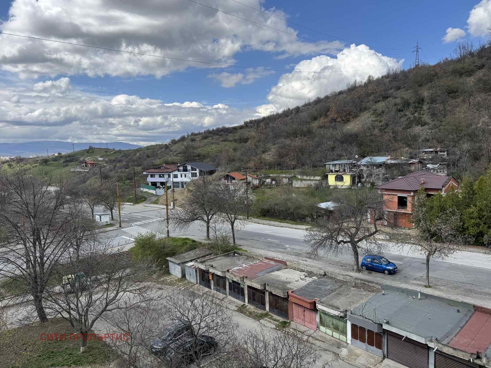 Продава МНОГОСТАЕН, гр. Благоевград, Еленово 1