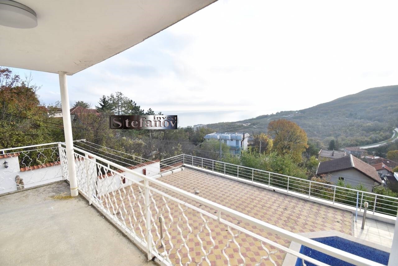 Продава КЪЩА, гр. Балчик, област Добрич, снимка 2 - Къщи - 52649768