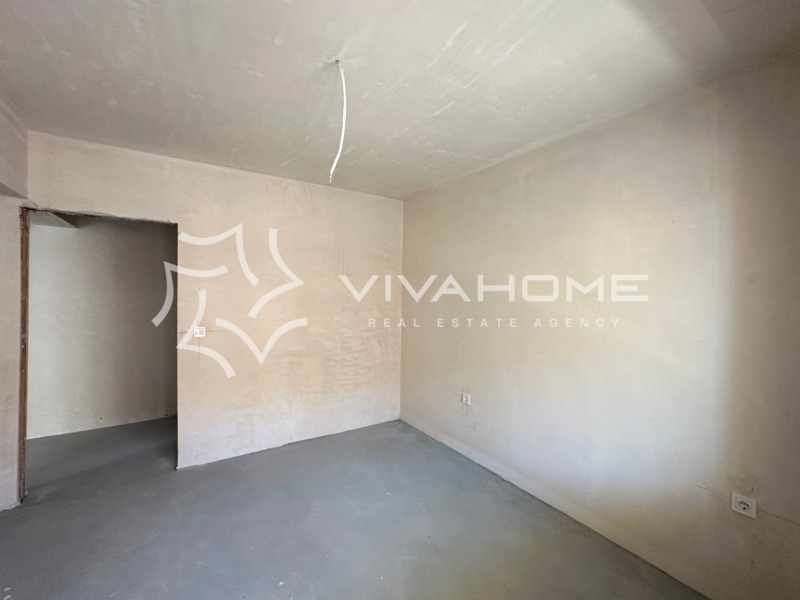 Продава  2-стаен град Варна , к.к. Св.Св. Константин и Елена , 70 кв.м | 83097150 - изображение [7]
