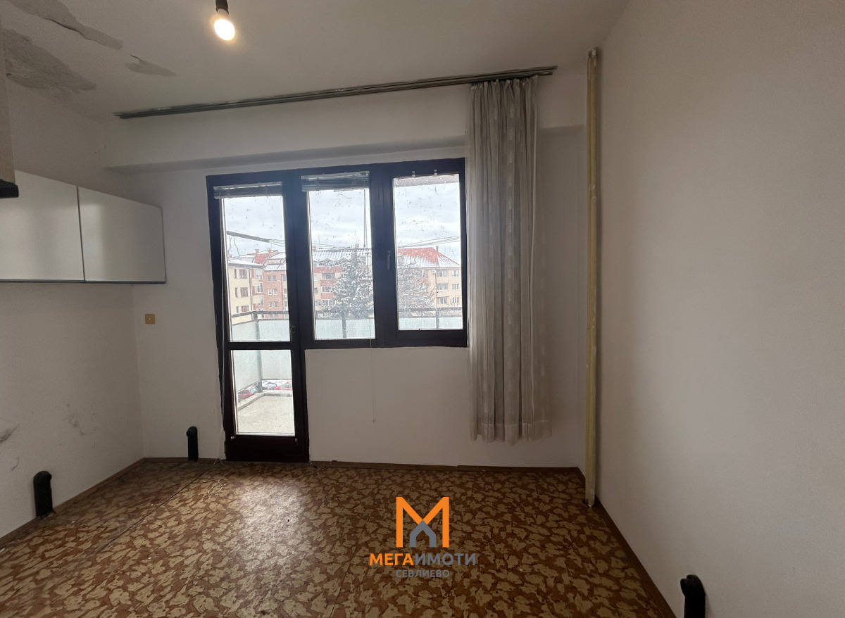 Продава 2-СТАЕН, гр. Севлиево, област Габрово, снимка 4 - Апартаменти - 53606342