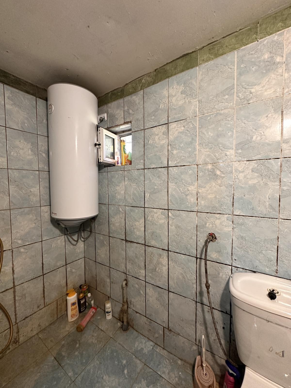 Продава КЪЩА, гр. Нови пазар, област Шумен, снимка 3 - Къщи - 55933185