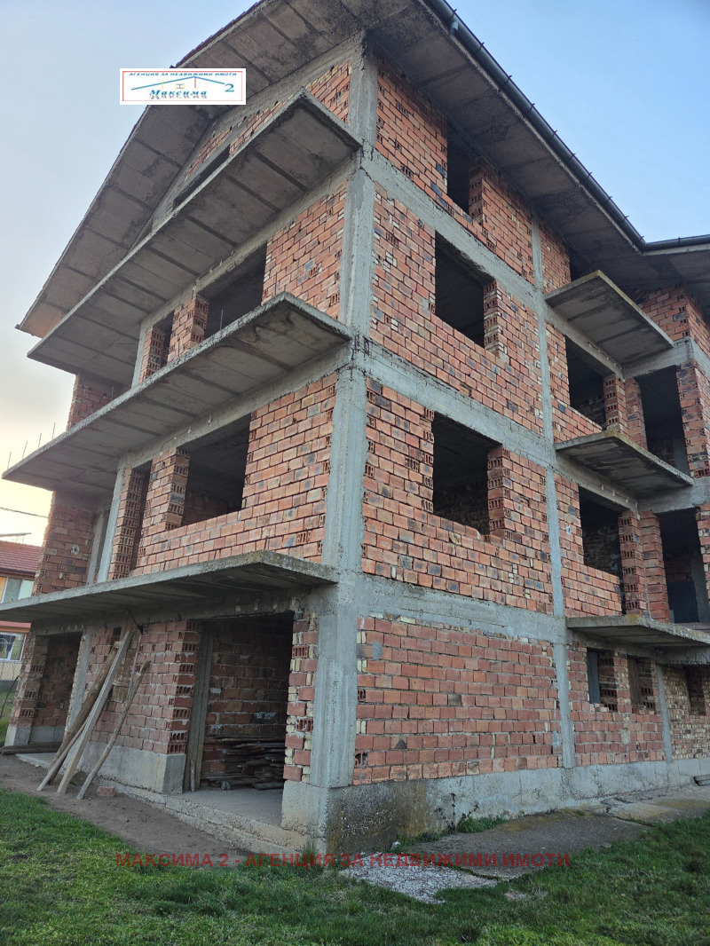 Продава КЪЩА в област Плевен, с. Гривица - 444 кв.м / 160 000 € » 312 932.80 лв., МАКСИМА 2 - АГЕНЦИЯ ЗА НЕДВИЖИМИ ИМОТИ