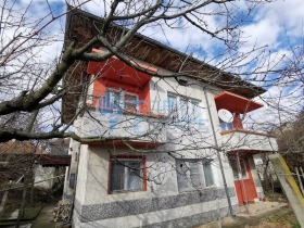 Продажба на имоти в гр. Стражица, област Велико Търново — страница 2 - изображение 13 