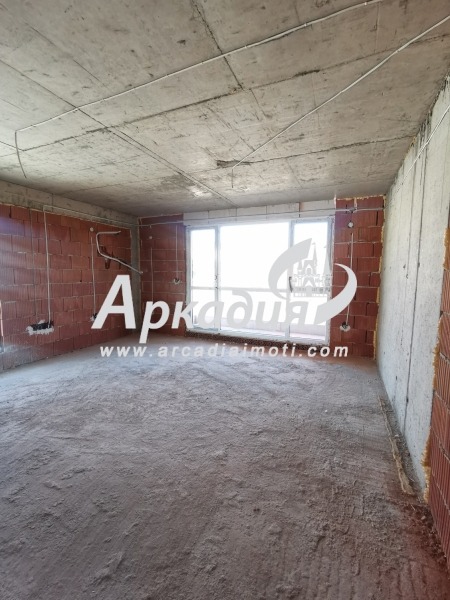 For Sale  1 bedroom Plovdiv , Hristo Smirnenski , 81 sq.m | 51643798 - image [2]