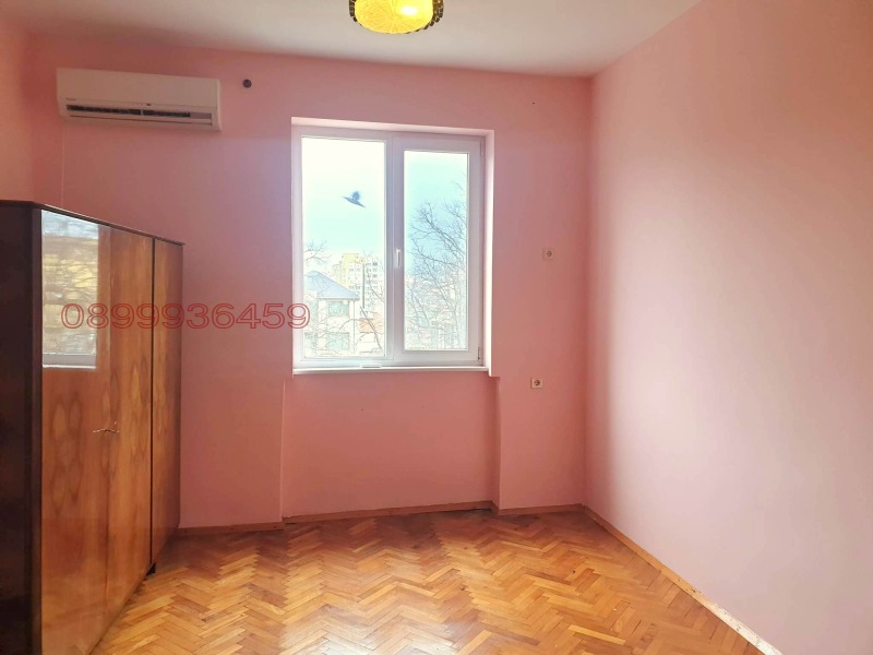 Продава МНОГОСТАЕН, гр. Шумен, 2-ри корпус